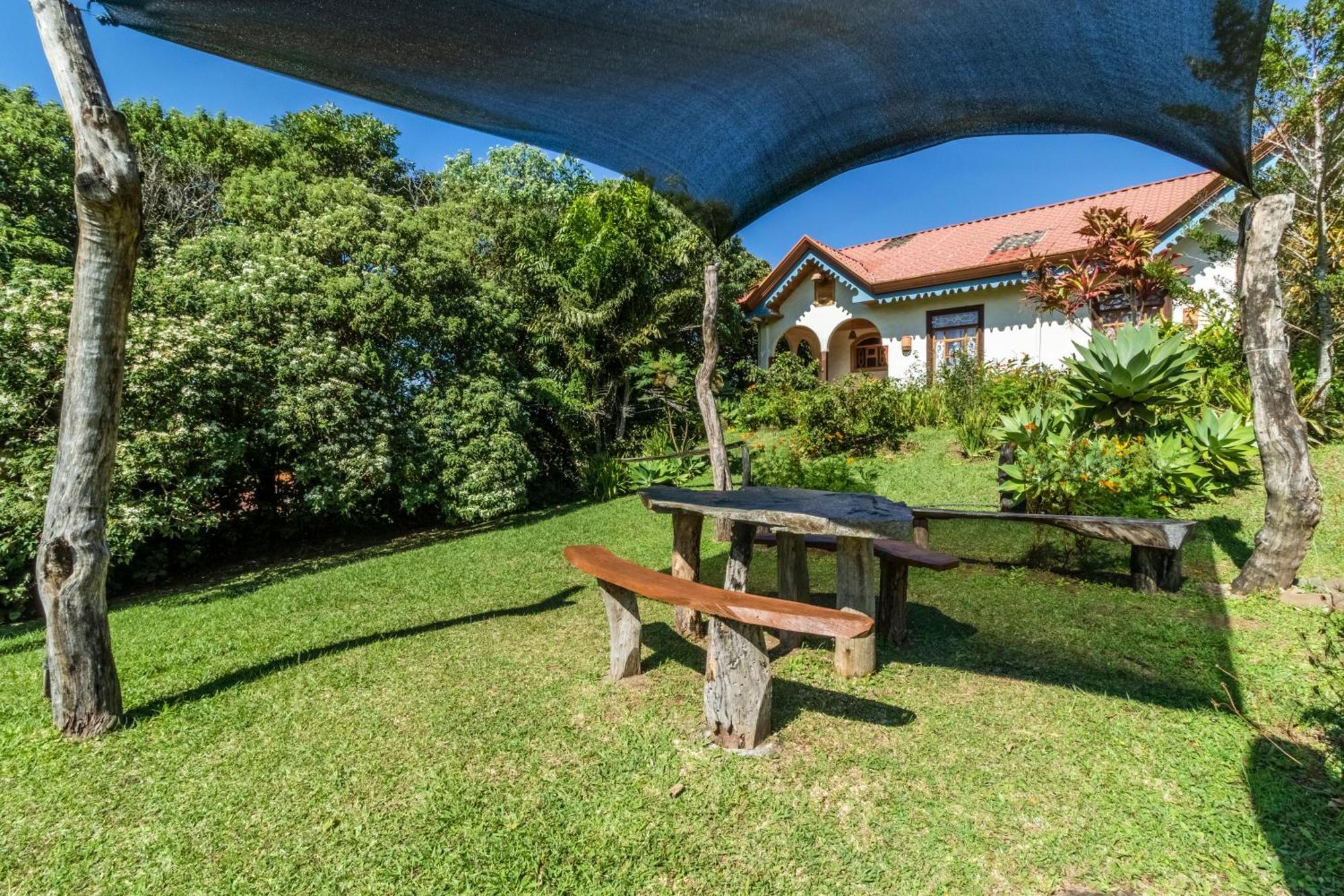 Hotel Claro De Luna Monteverde Eksteriør bilde
