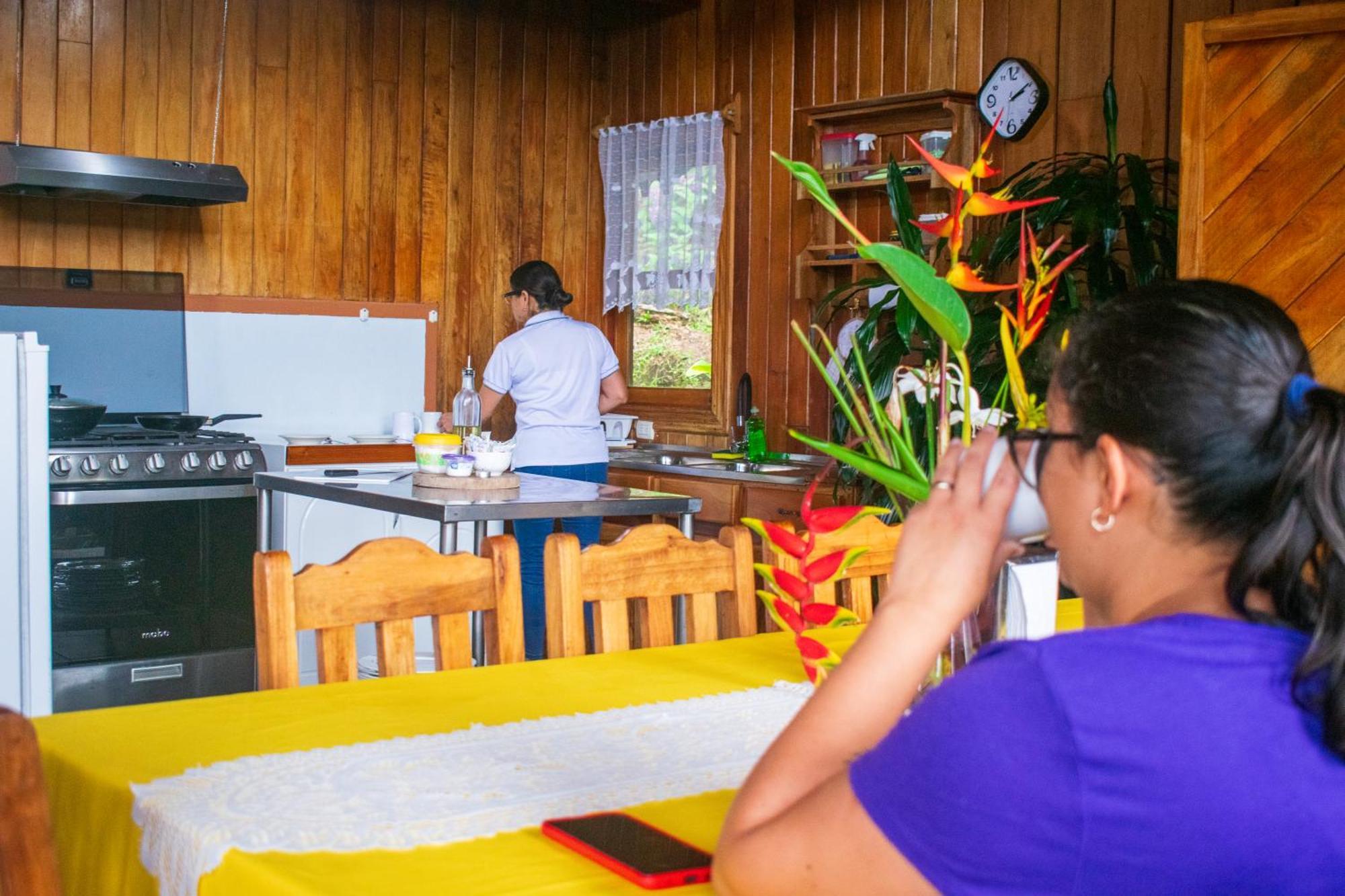 Hotel Claro De Luna Monteverde Eksteriør bilde