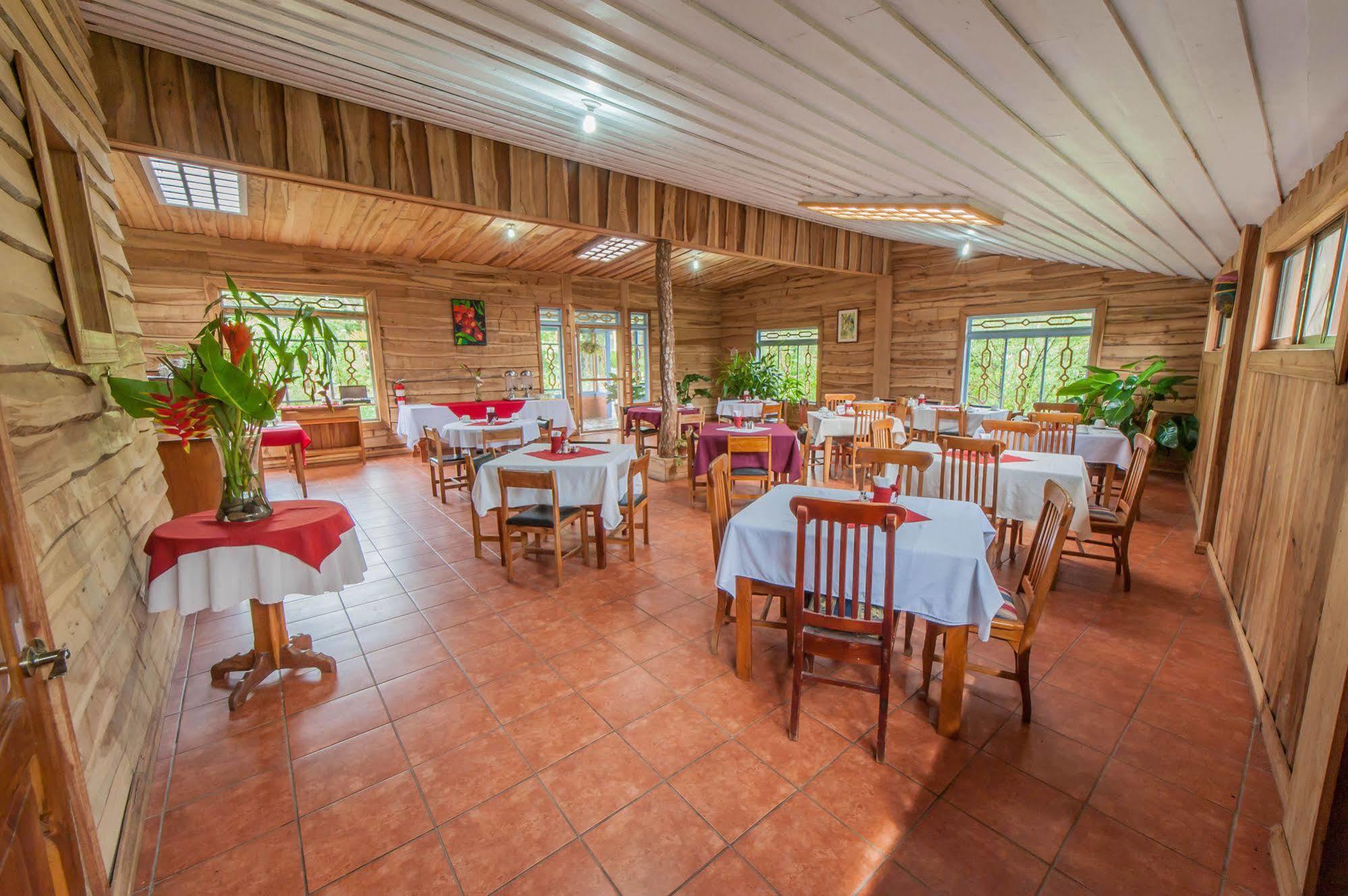 Hotel Claro De Luna Monteverde Eksteriør bilde