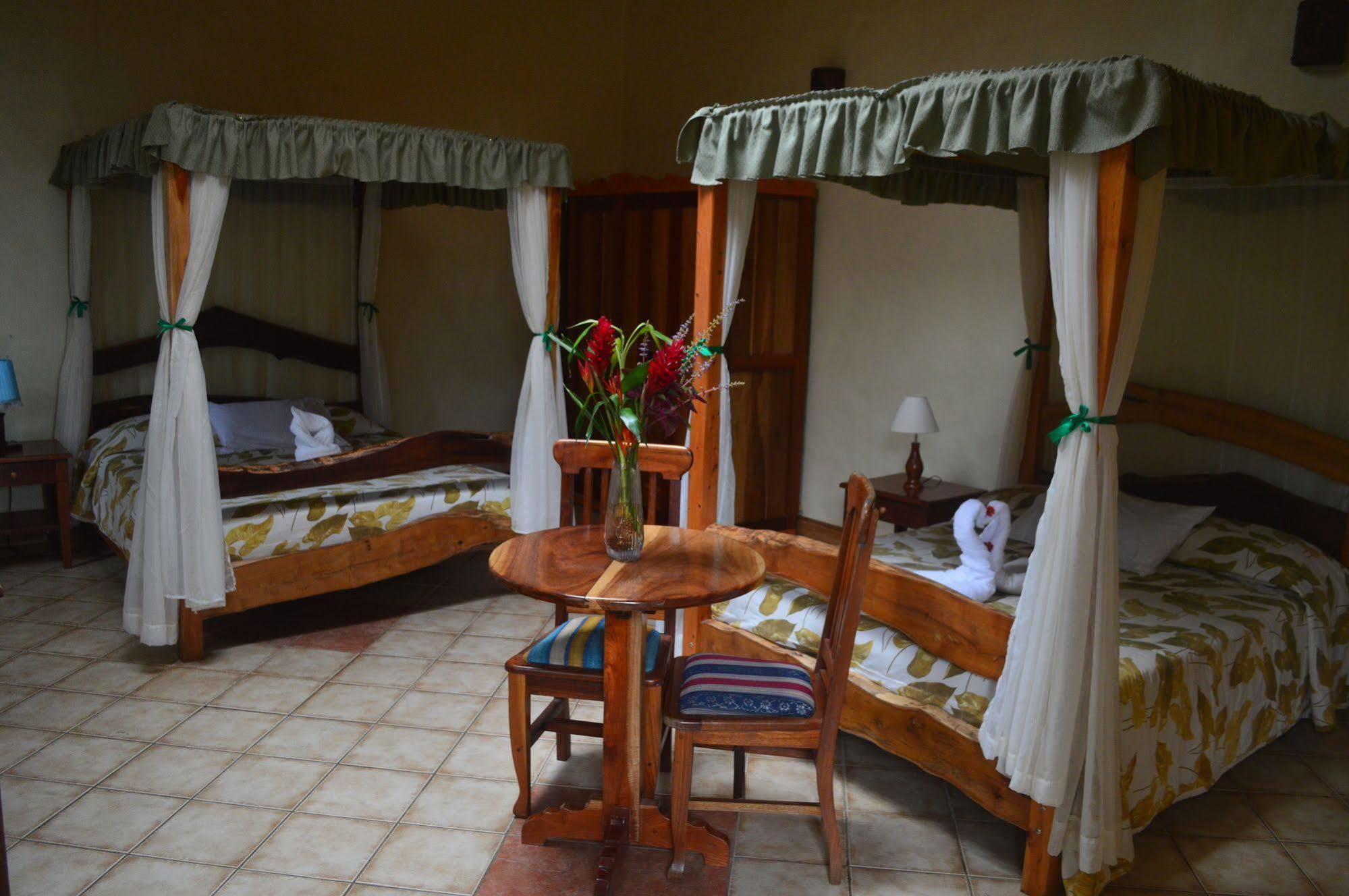 Hotel Claro De Luna Monteverde Eksteriør bilde