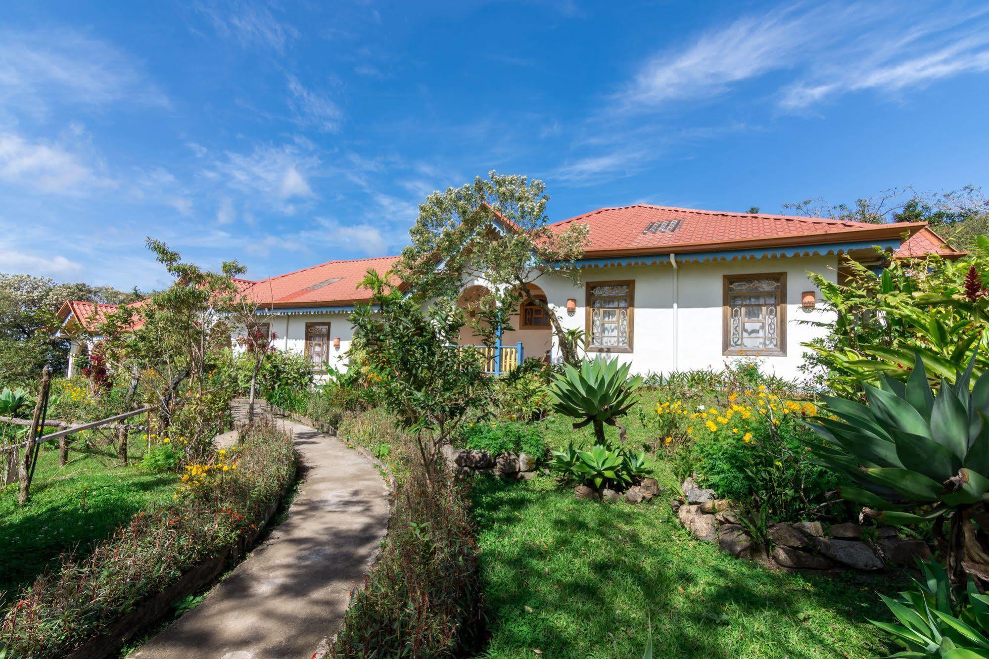 Hotel Claro De Luna Monteverde Eksteriør bilde