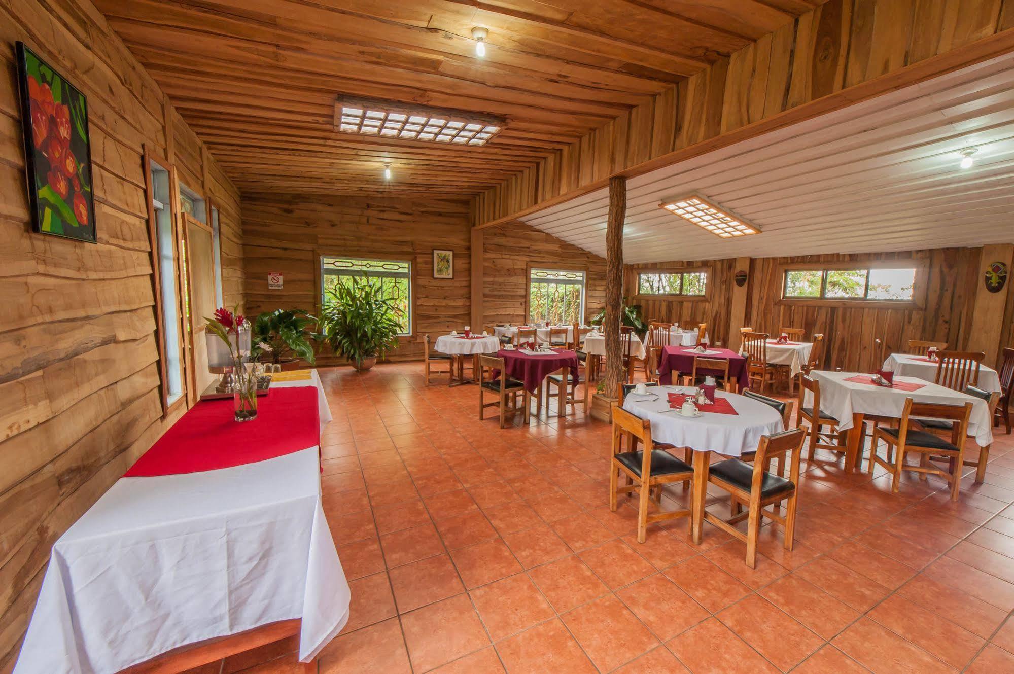 Hotel Claro De Luna Monteverde Eksteriør bilde